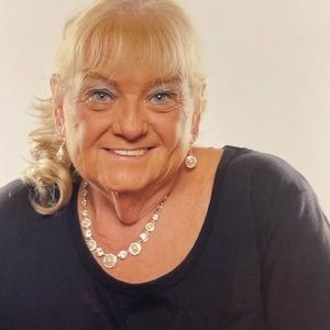 Meet your Posher, Dolores